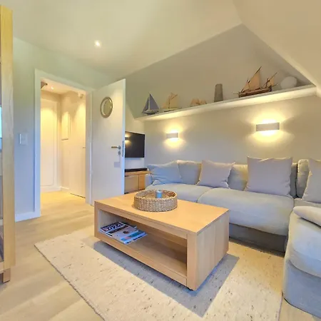 Beachside 21 Apartment